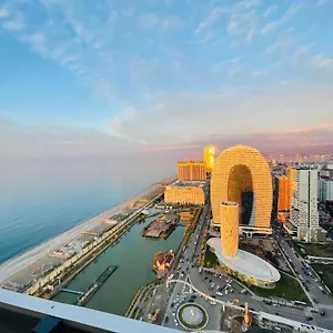 Luxury ***** باتومي